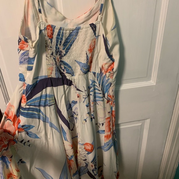 Sz M Old Navy spaghetti strap summer dress - Picture 2 of 3
